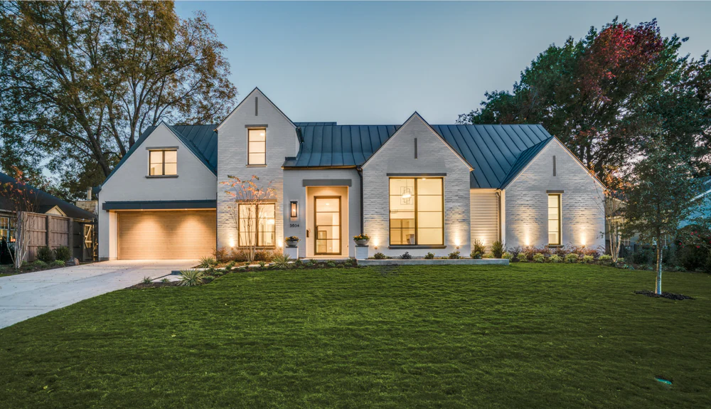 Path Lights vs Spotlights vs Well Lights: Which Landscape Light Do You Need?