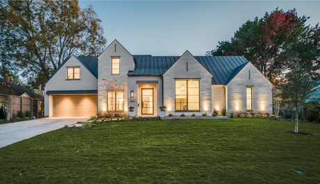Path Lights vs Spotlights vs Well Lights: Which Landscape Light Do You Need?