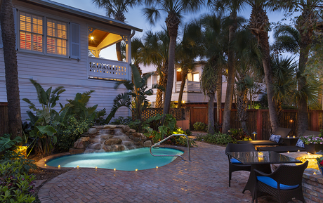 How to Create Stunning Night Ambiance with MALORY LED Down Light for Your Yard