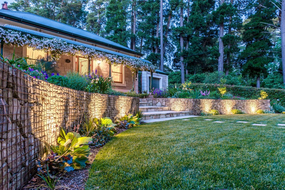 How to Choose the Best Lighting for Your Yard