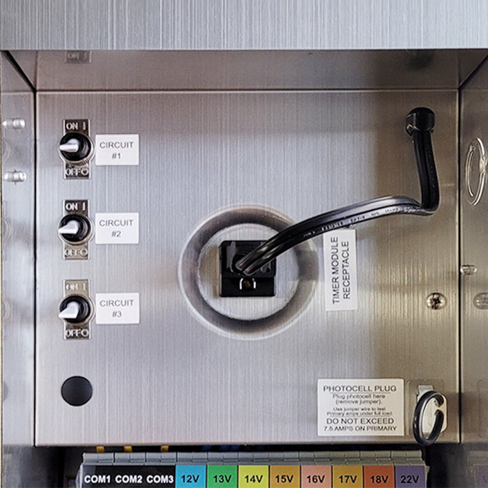 Internal components of 900W low voltage landscape transformer